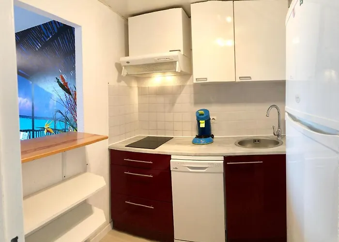 Apartment Barcaresa-appartement Belle Vue Piscine Tennis Mini Golf Wifi *